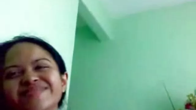 这是所有的家庭。 铁杆性别的视频